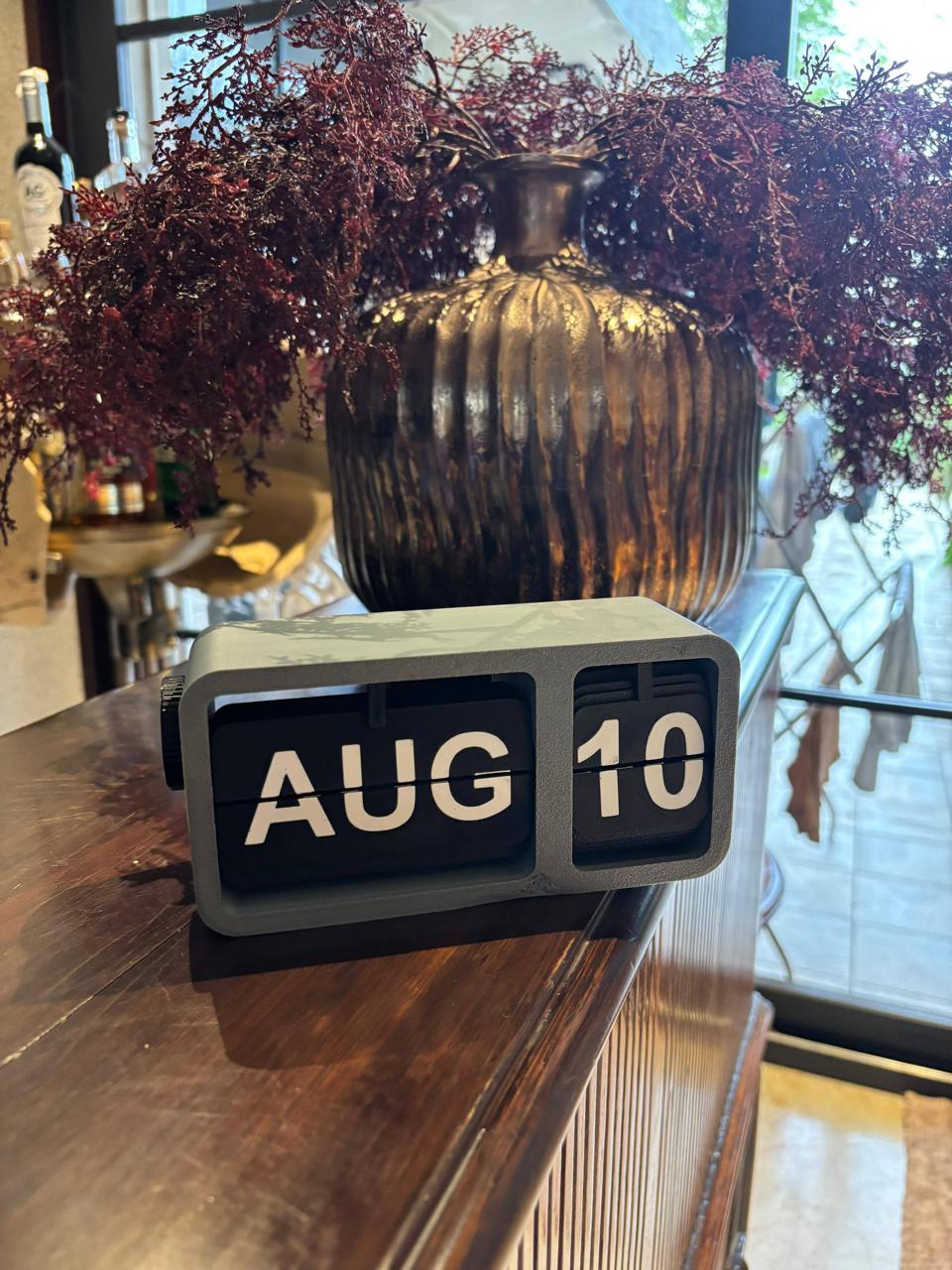 Flip Date Desk Calendar